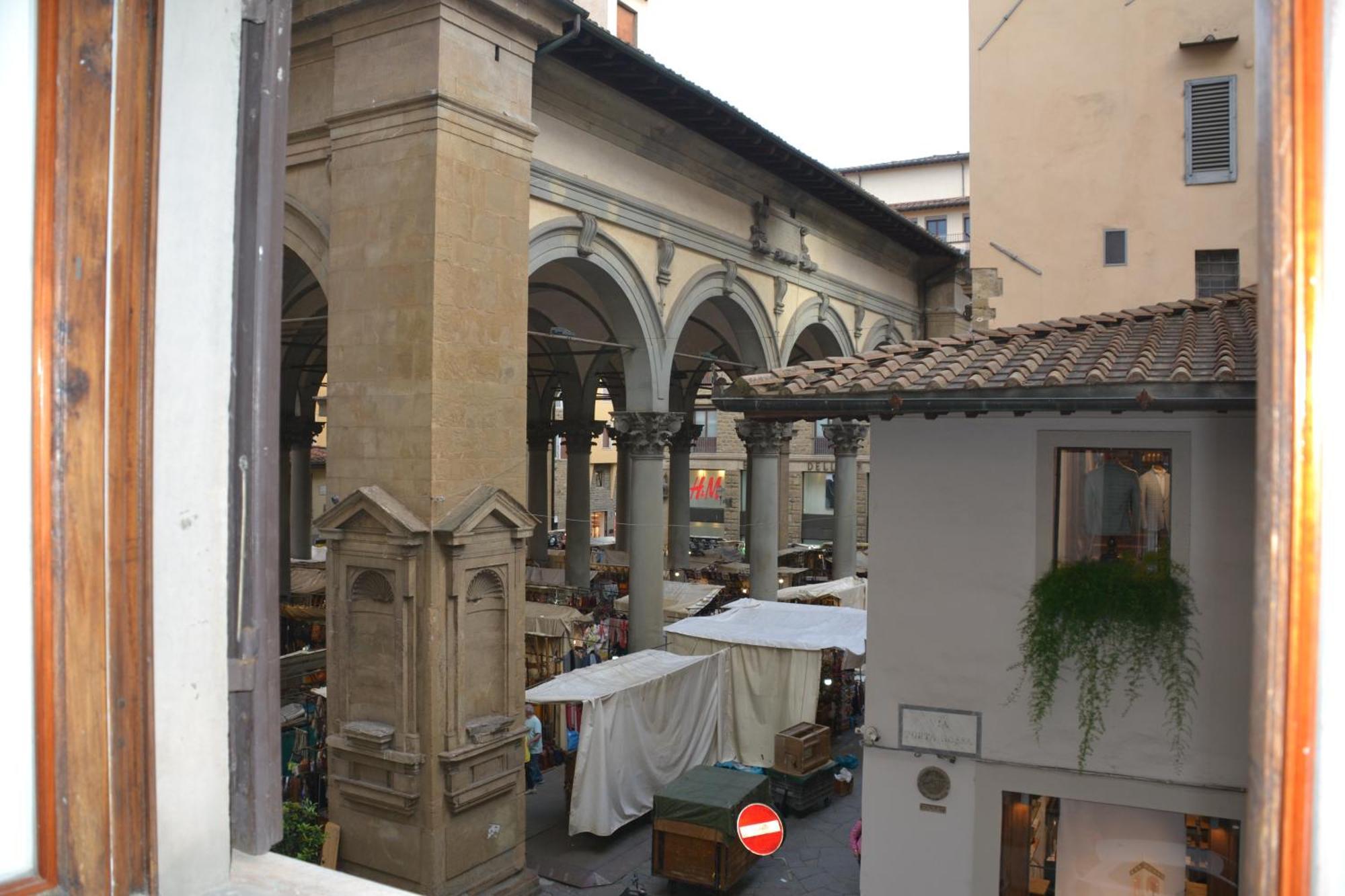 La Loggia Del Porcellino Pensión Florencia